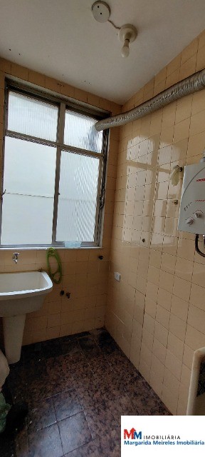 Apartamento para alugar com 1 quarto, 54m² - Foto 12