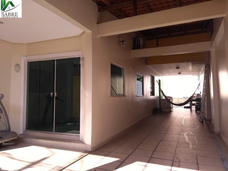 Casa à venda com 4 quartos, 241m² - Foto 31