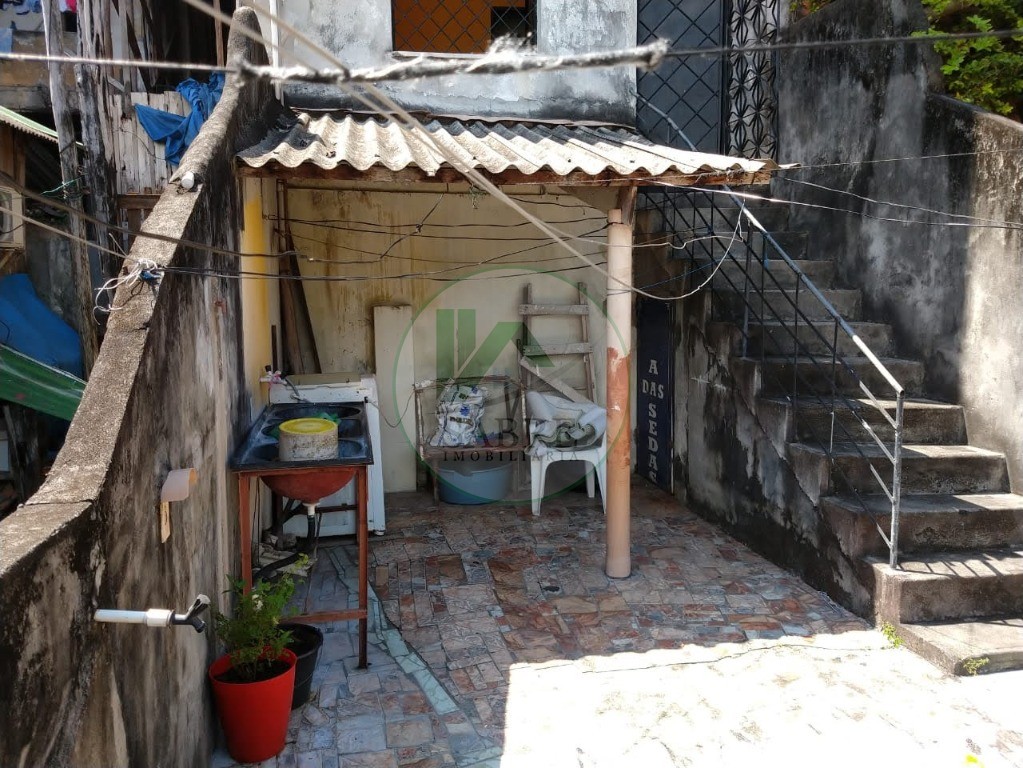 Prédio Inteiro à venda com 14 quartos, 299m² - Foto 35