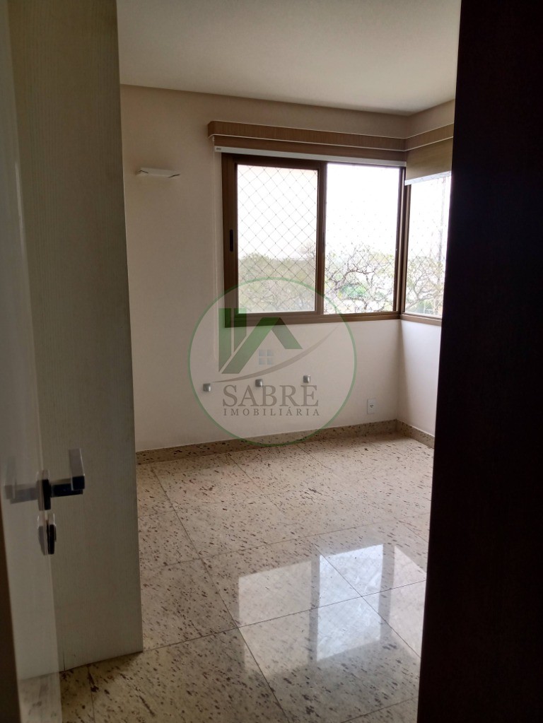 Apartamento à venda com 4 quartos, 210m² - Foto 17