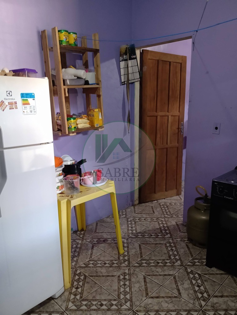 Casa à venda com 4 quartos, 250m² - Foto 18