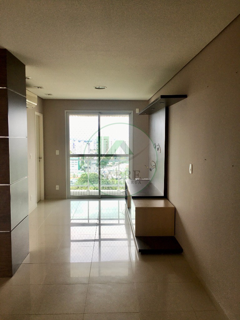 Apartamento à venda com 3 quartos, 178m² - Foto 6