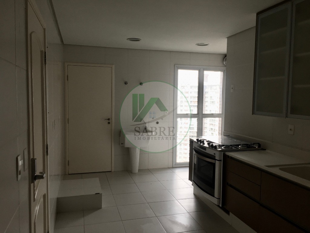 Apartamento à venda com 3 quartos, 178m² - Foto 3