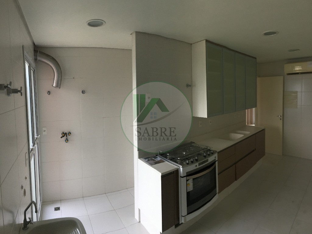 Apartamento à venda com 3 quartos, 178m² - Foto 4