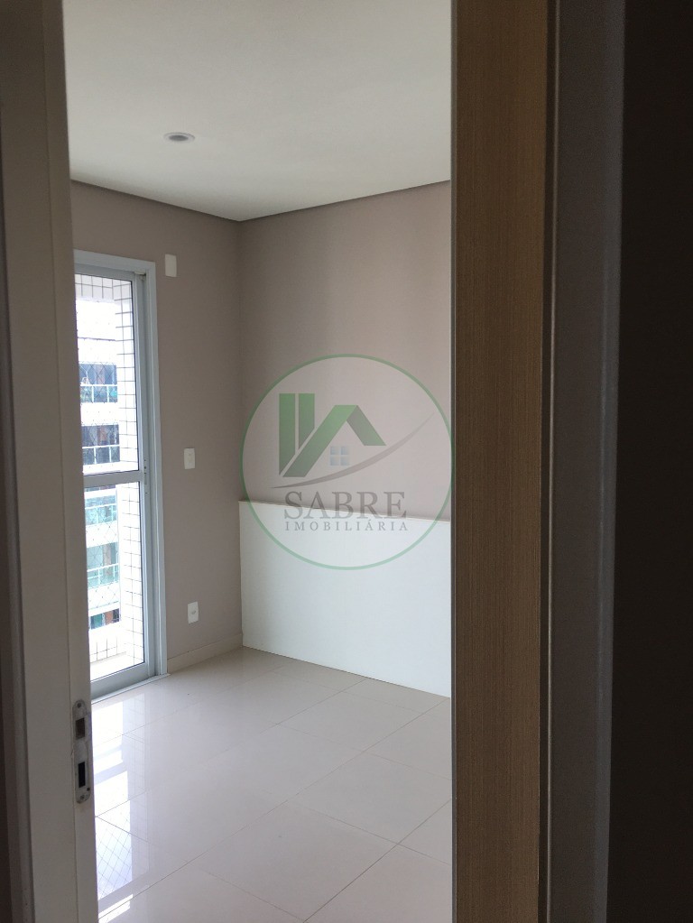 Apartamento à venda com 3 quartos, 178m² - Foto 18