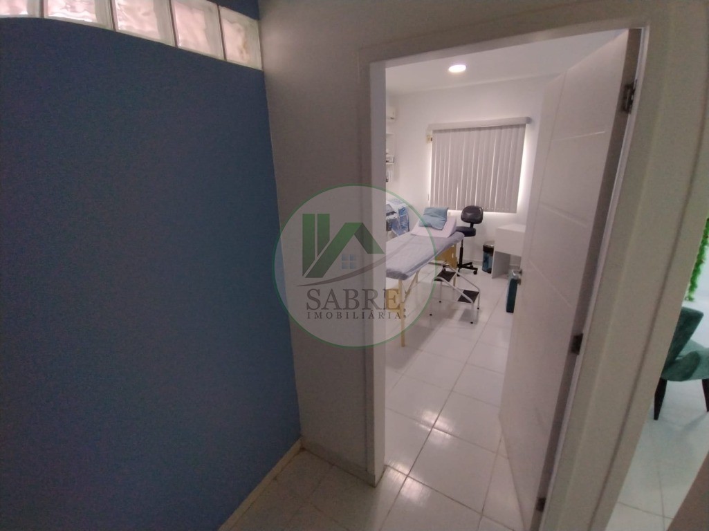 Casa à venda com 5 quartos, 230m² - Foto 24