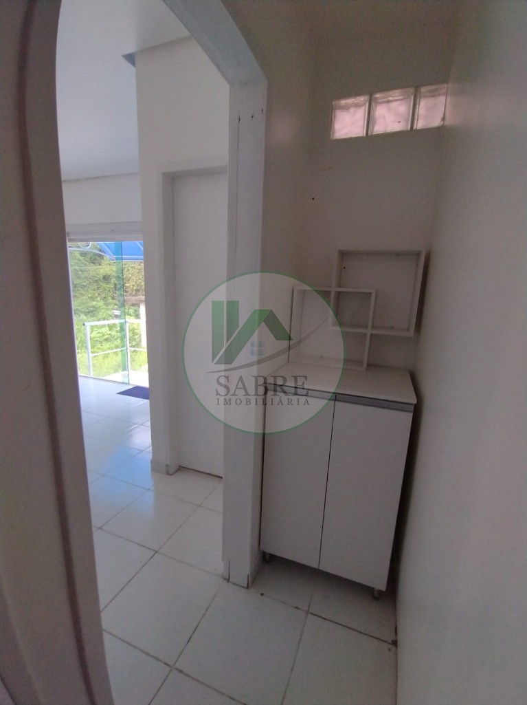 Casa à venda com 5 quartos, 230m² - Foto 14