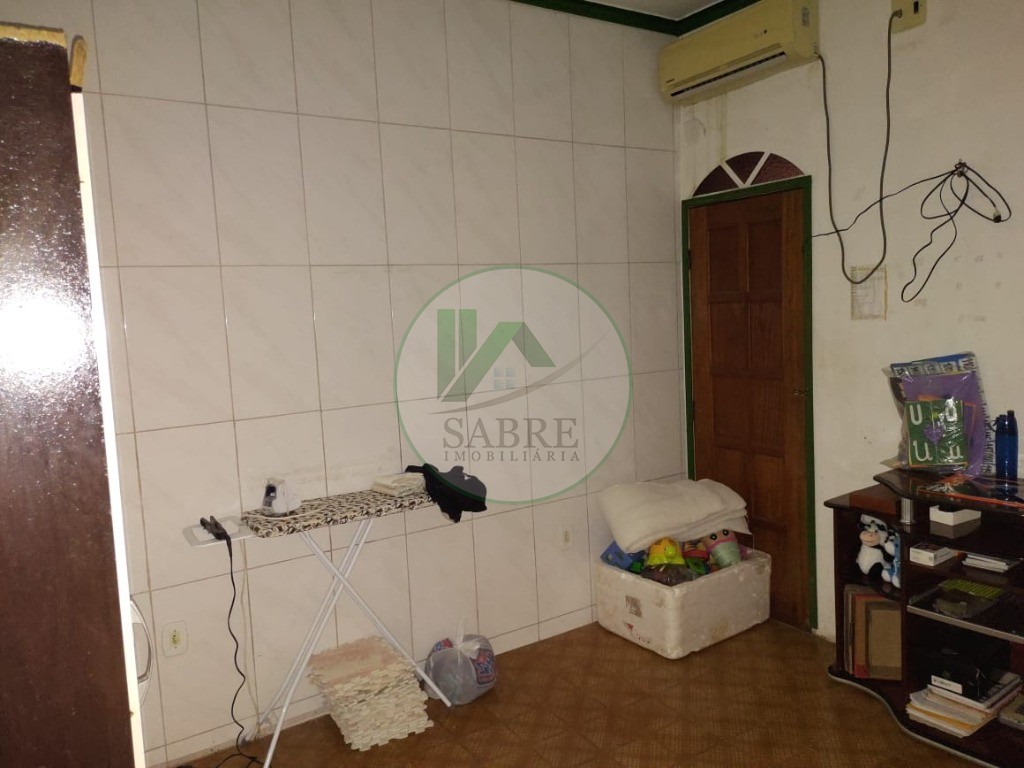 Casa à venda com 5 quartos, 250m² - Foto 26