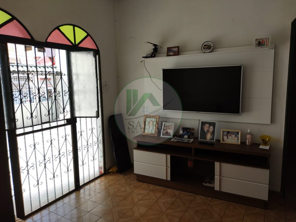 Casa à venda com 5 quartos, 250m² - Foto 6