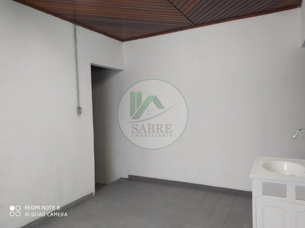 Casa à venda com 3 quartos, 214m² - Foto 28