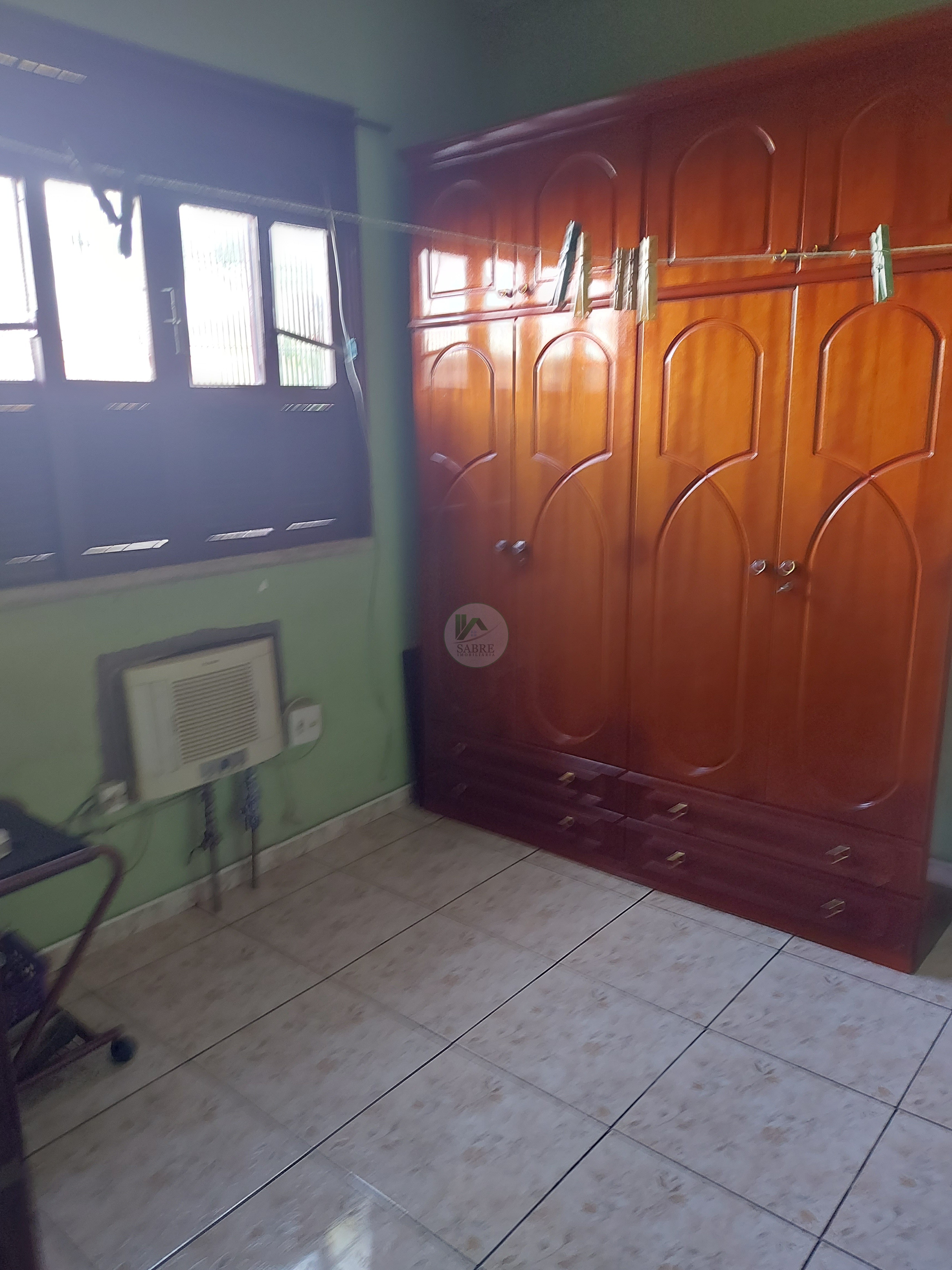 Casa à venda com 4 quartos, 201m² - Foto 6