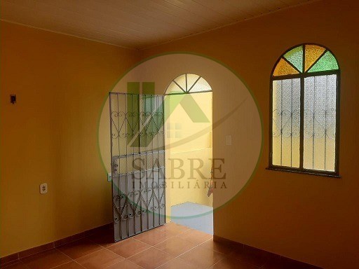 Casa à venda com 1 quarto, 61m² - Foto 2