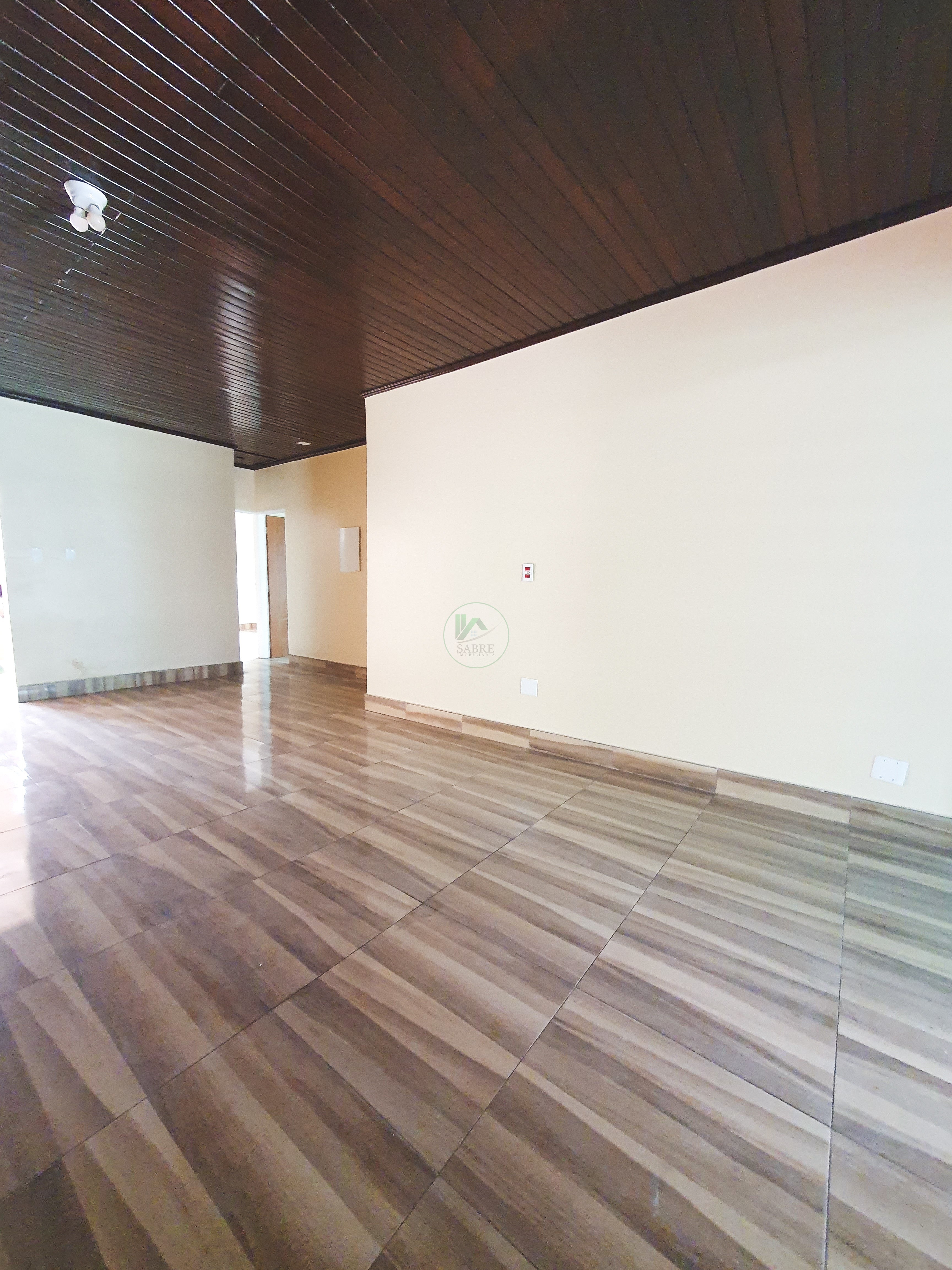 Casa à venda com 5 quartos, 214m² - Foto 8