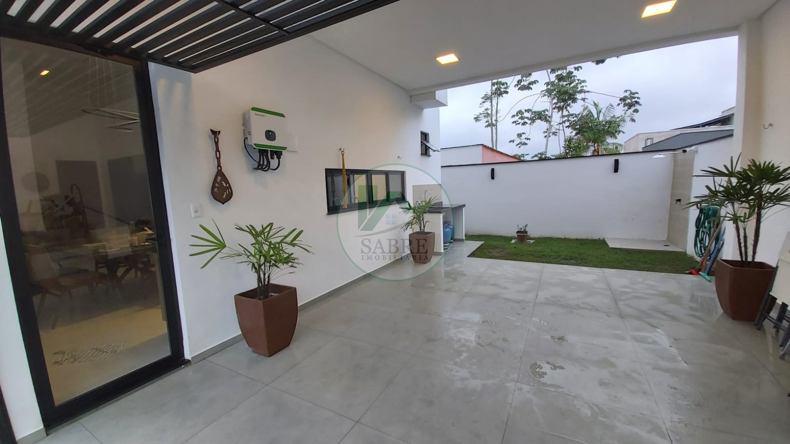 Casa à venda com 3 quartos, 225m² - Foto 9