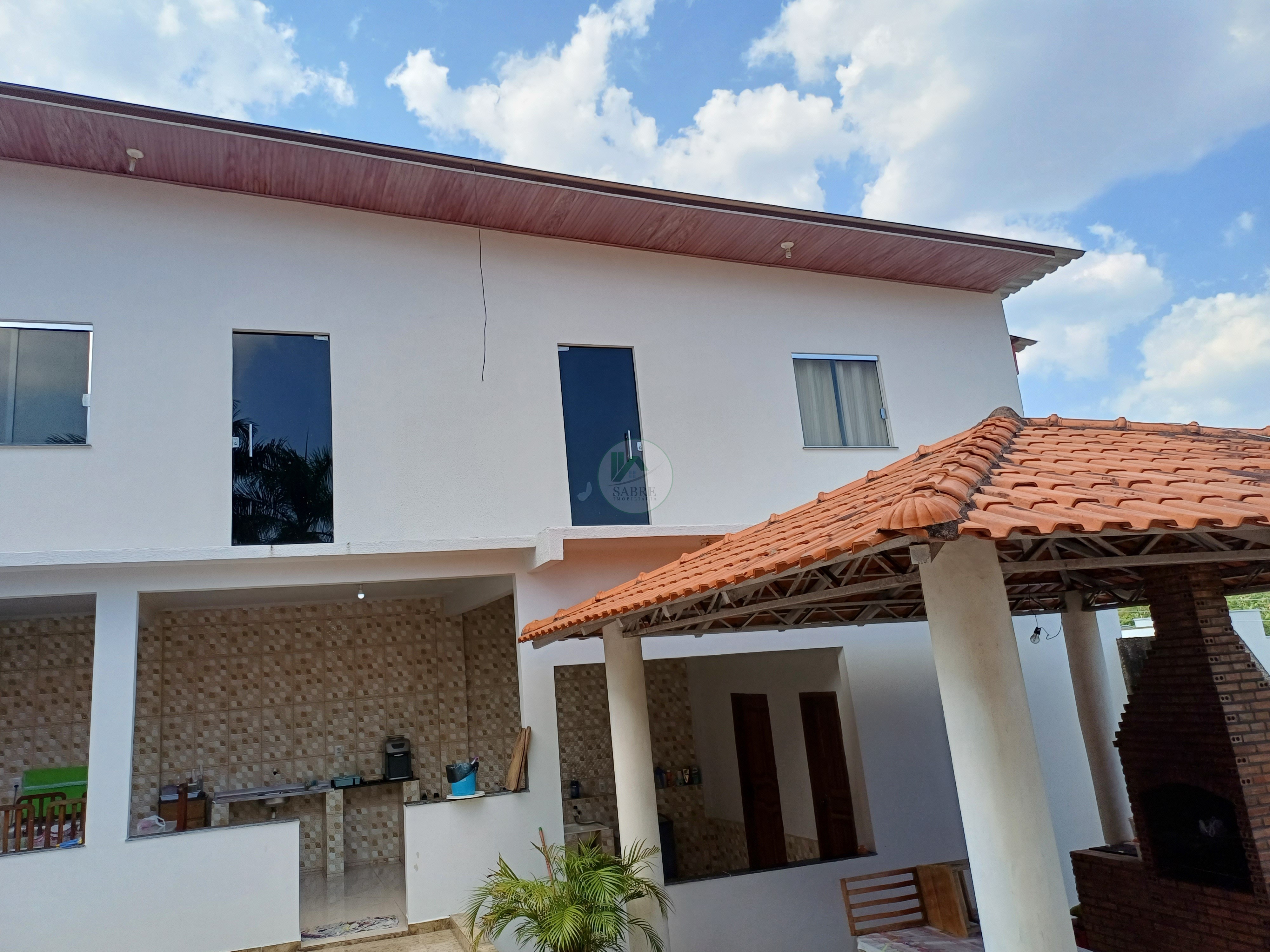 Casa à venda com 5 quartos, 306m² - Foto 4