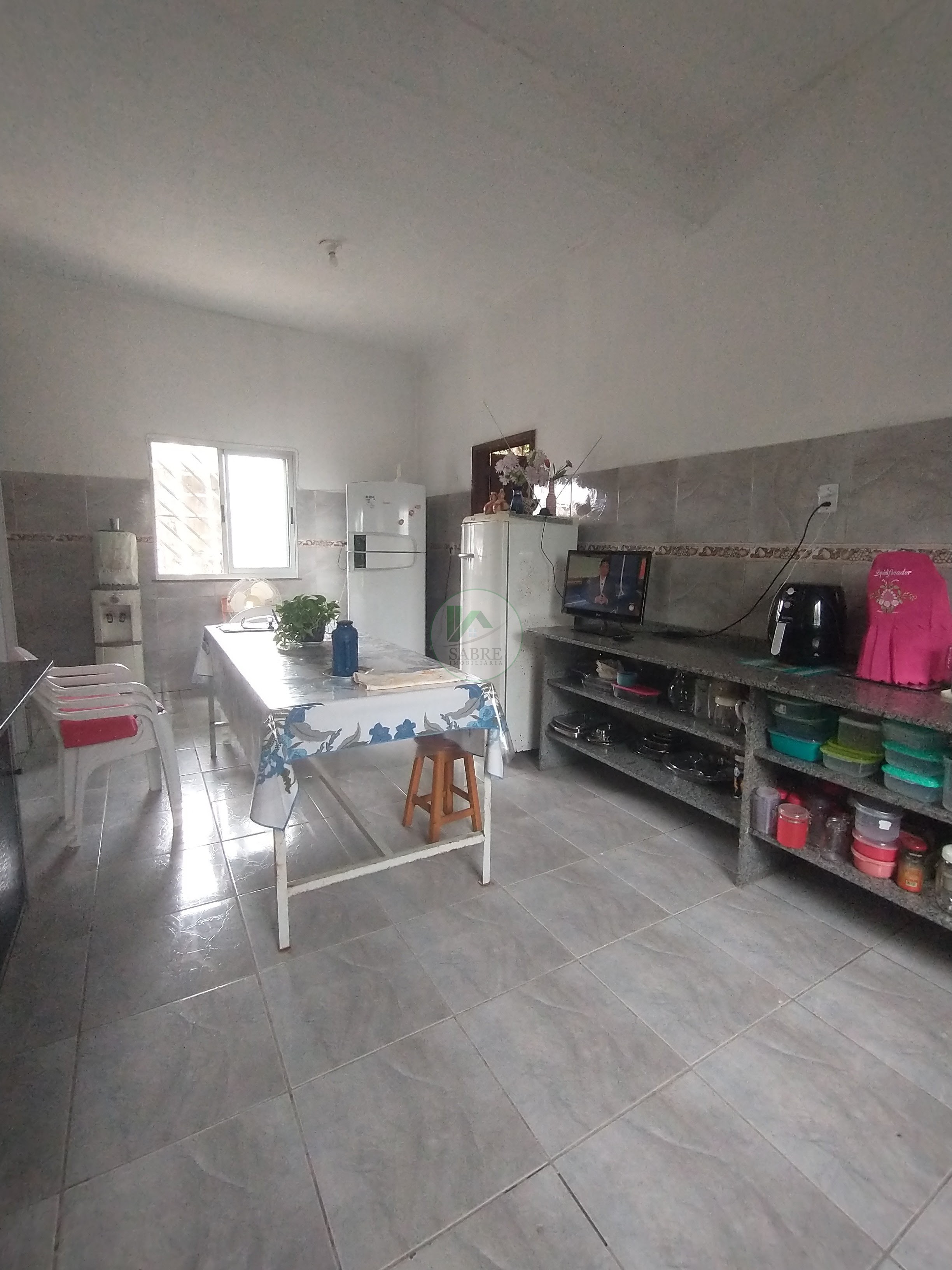 Casa à venda com 3 quartos, 193m² - Foto 4