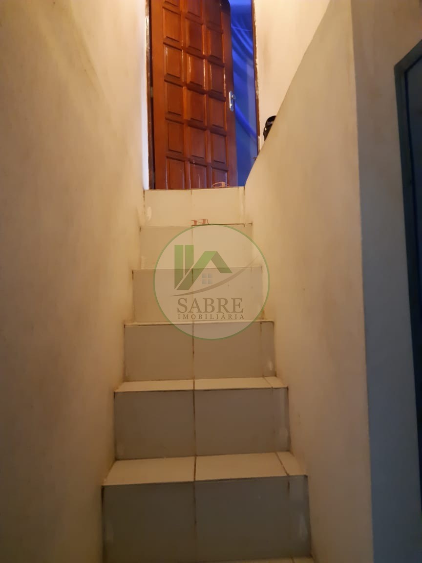 Casa à venda com 3 quartos, 99m² - Foto 13