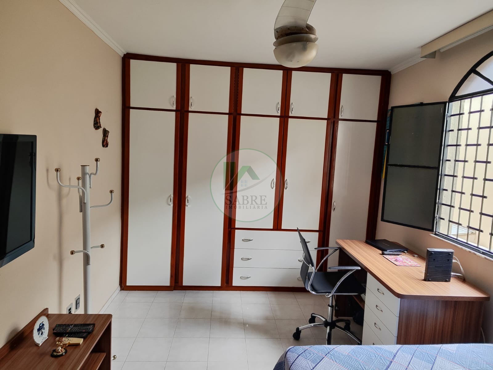 Casa à venda com 4 quartos, 180m² - Foto 13