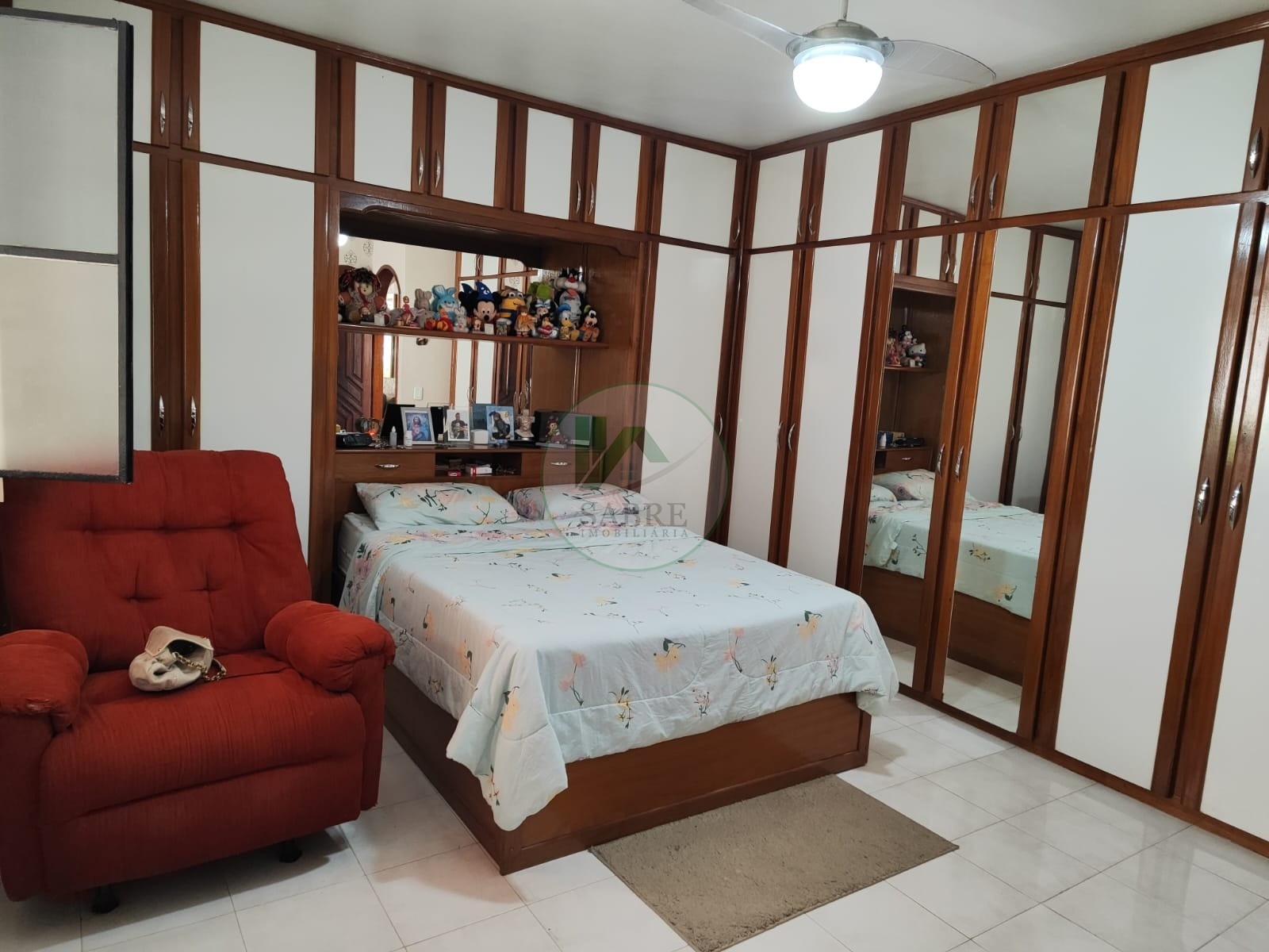 Casa à venda com 4 quartos, 180m² - Foto 10