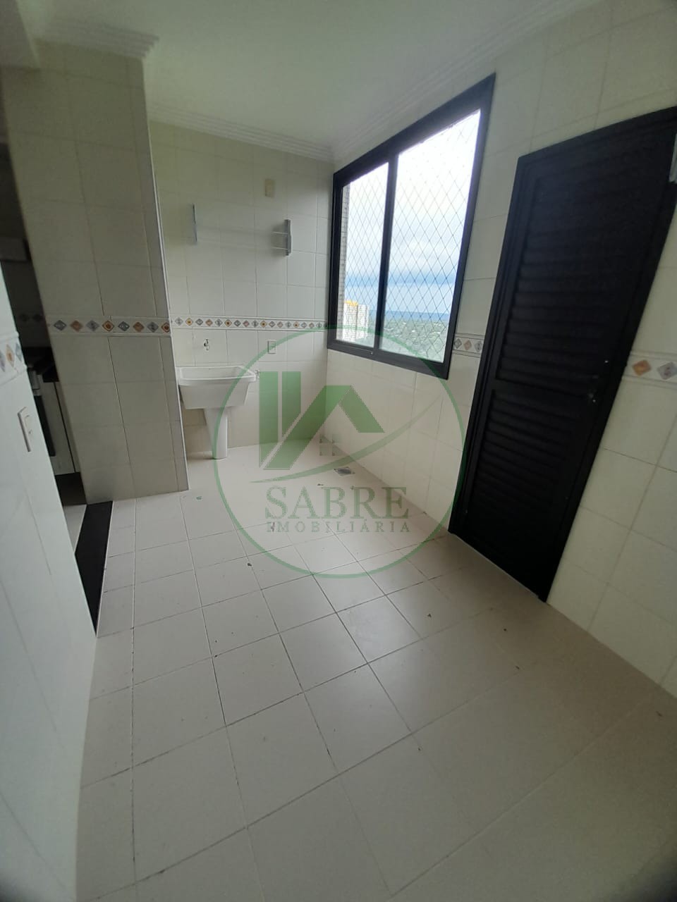 Apartamento para alugar com 3 quartos, 204m² - Foto 10