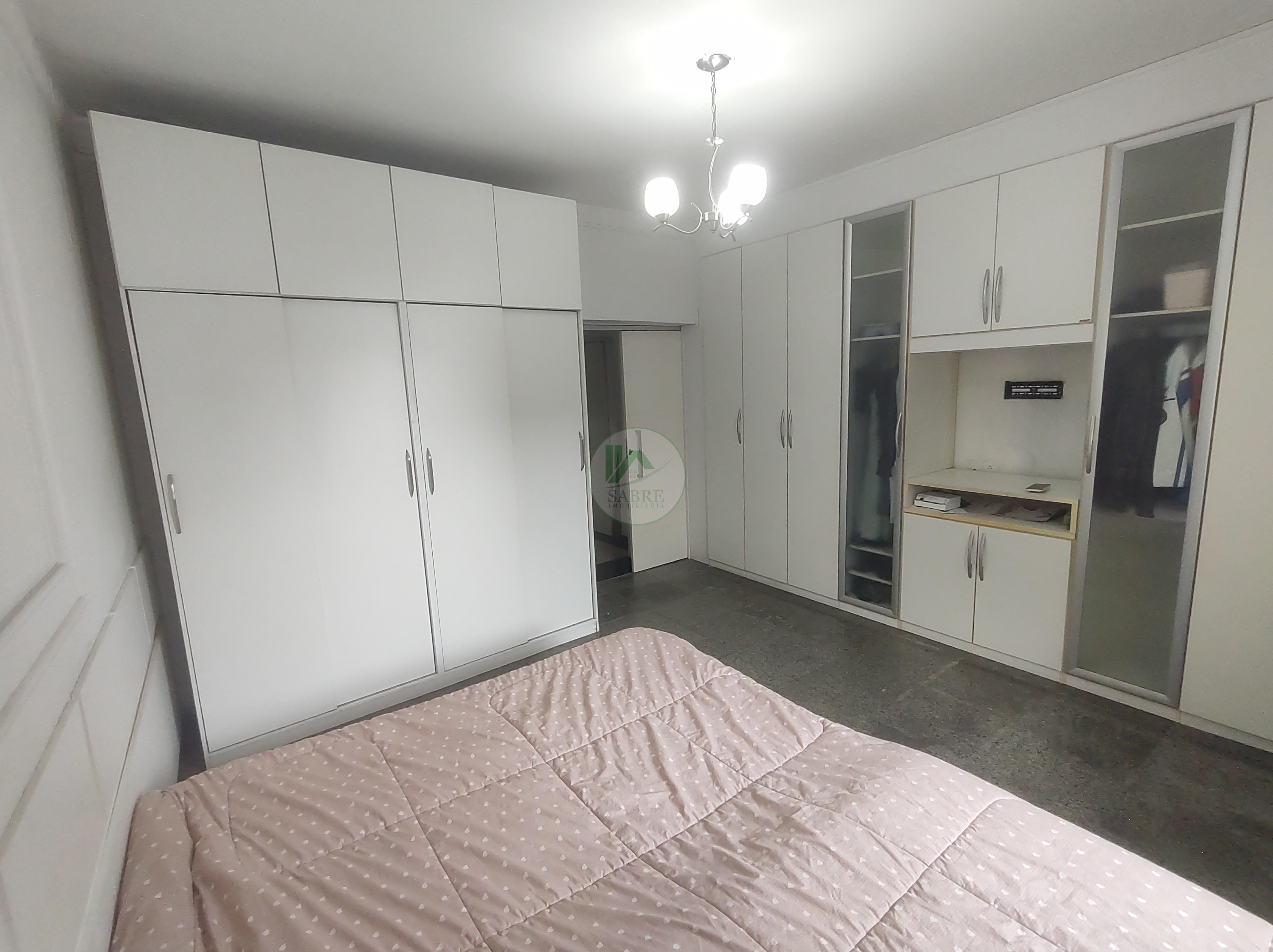 Casa para alugar com 4 quartos, 303m² - Foto 19