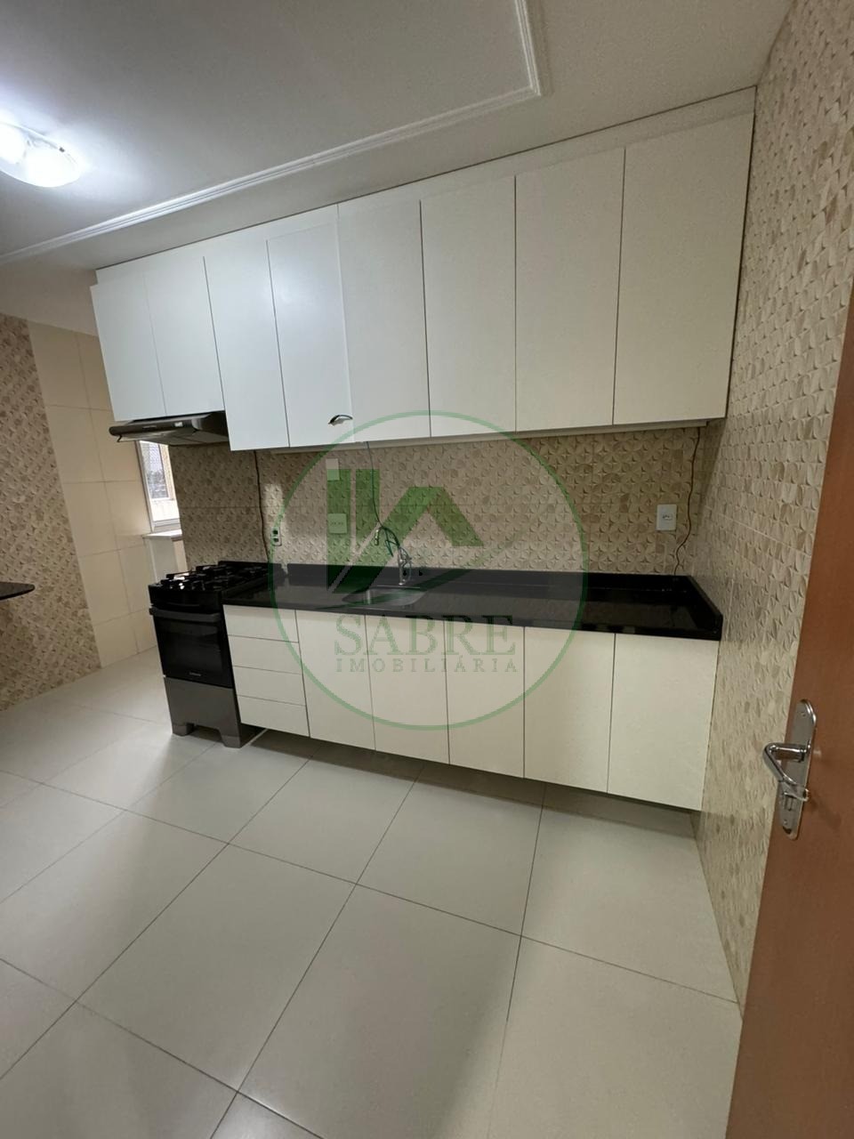 Apartamento à venda com 3 quartos, 112m² - Foto 4