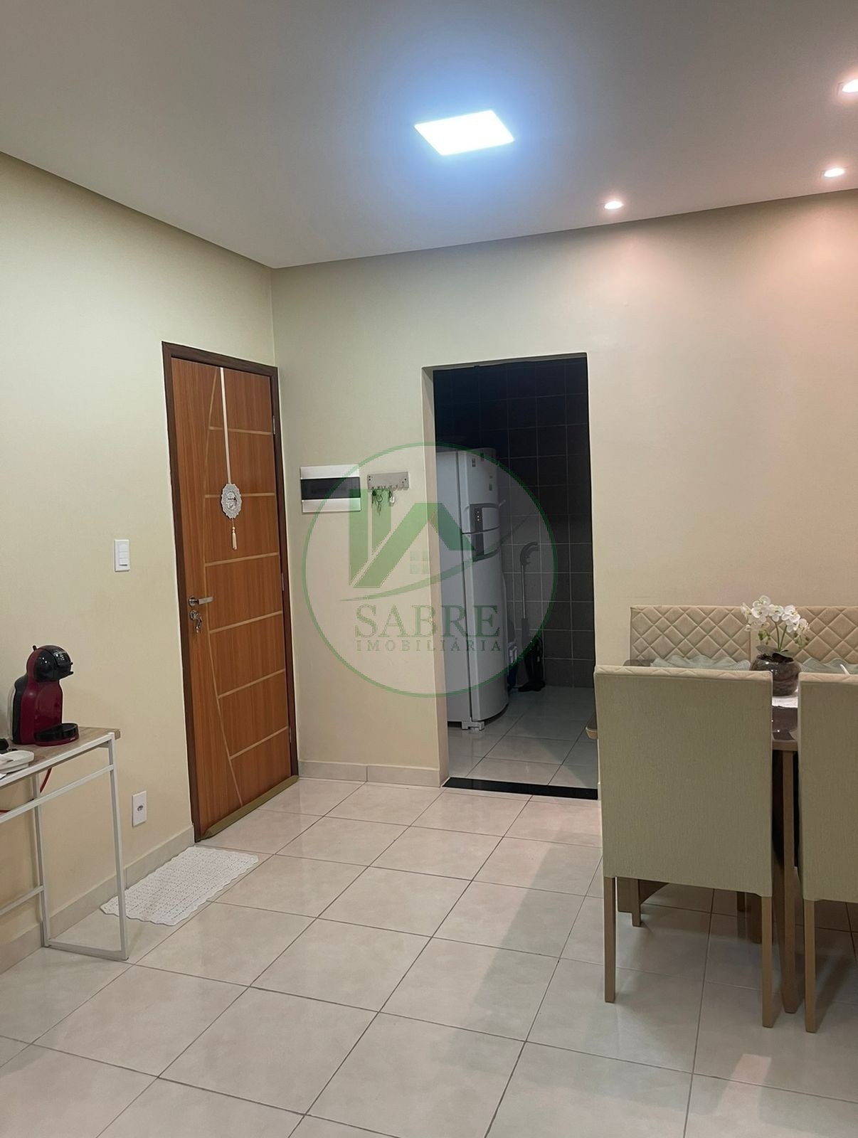 Apartamento à venda com 2 quartos, 62m² - Foto 3