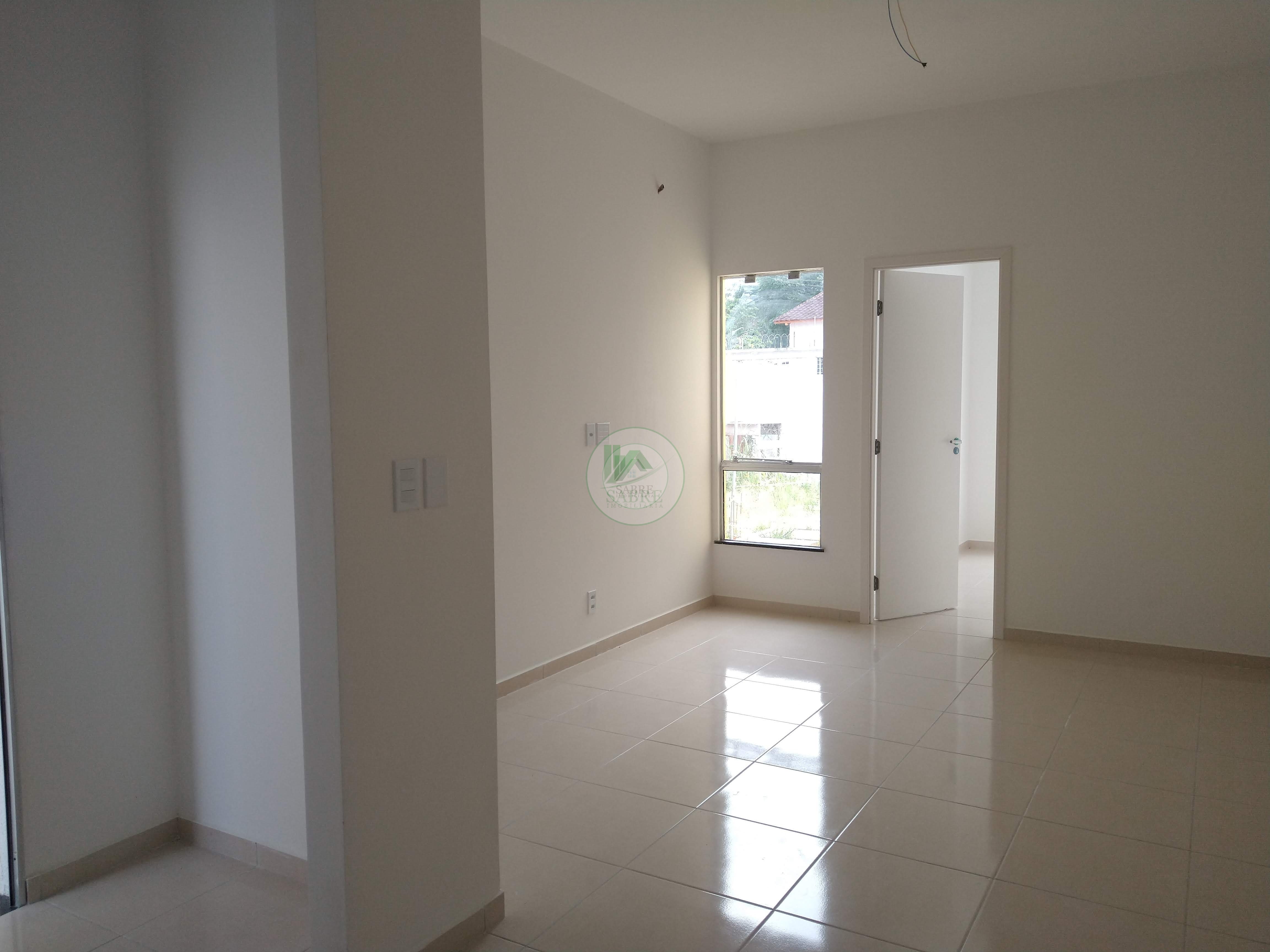 Casa à venda com 3 quartos, 73m² - Foto 3