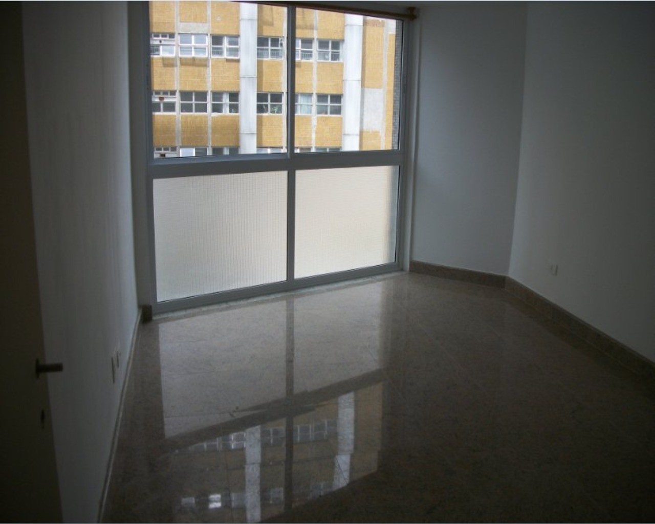 Apartamento para alugar com 1 quarto, 50m² - Foto 6