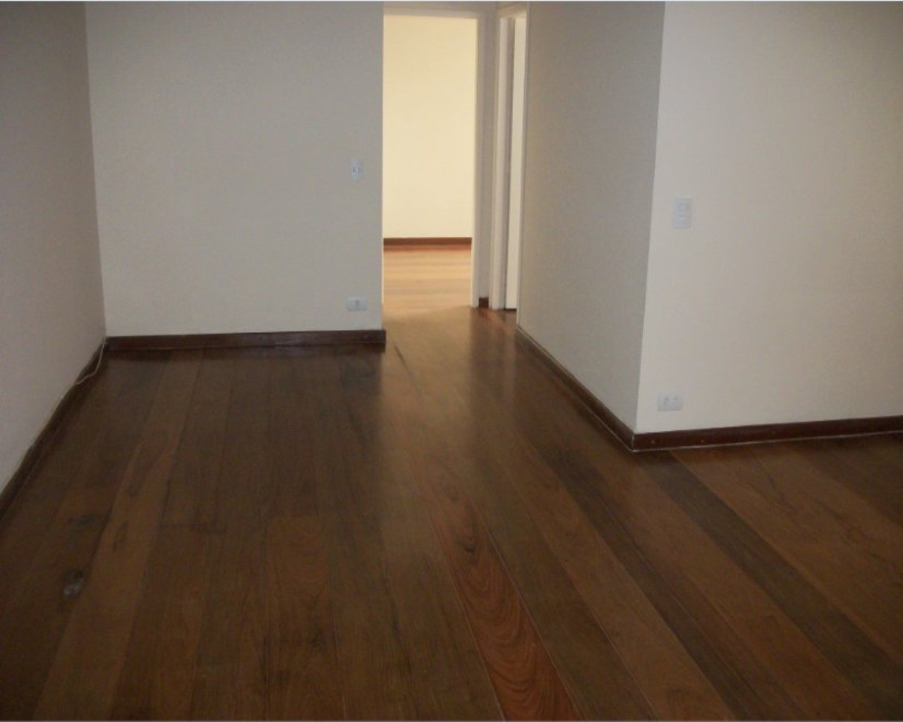 Apartamento para alugar com 2 quartos, 70m² - Foto 5