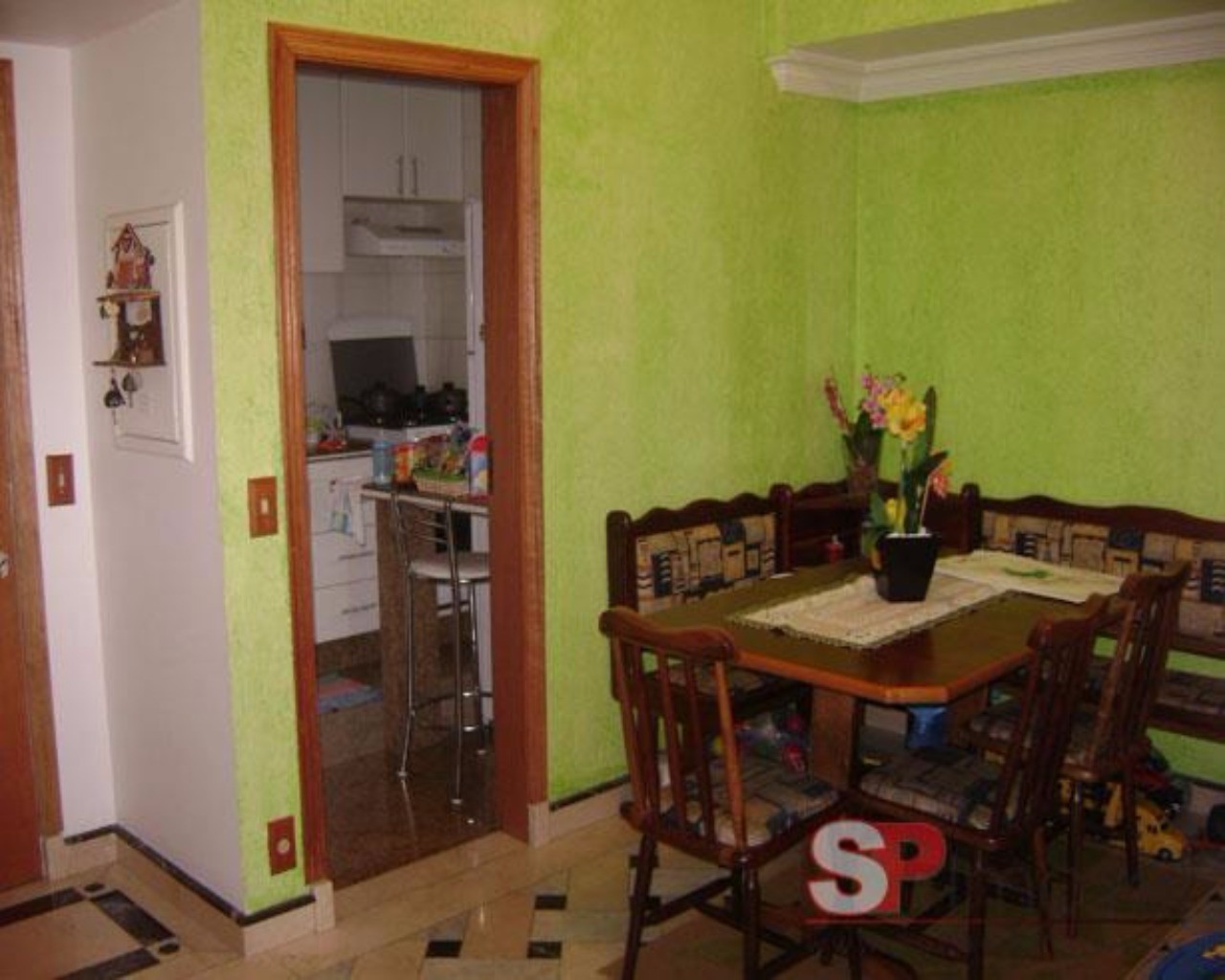 Apartamento à venda com 3 quartos, 70m² - Foto 2