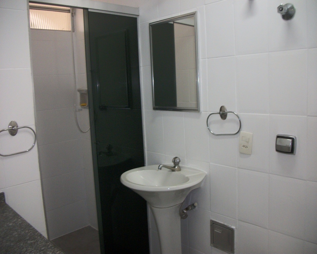 Apartamento para alugar com 2 quartos, 70m² - Foto 4