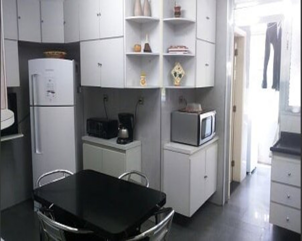 Apartamento à venda com 3 quartos, 246m² - Foto 28