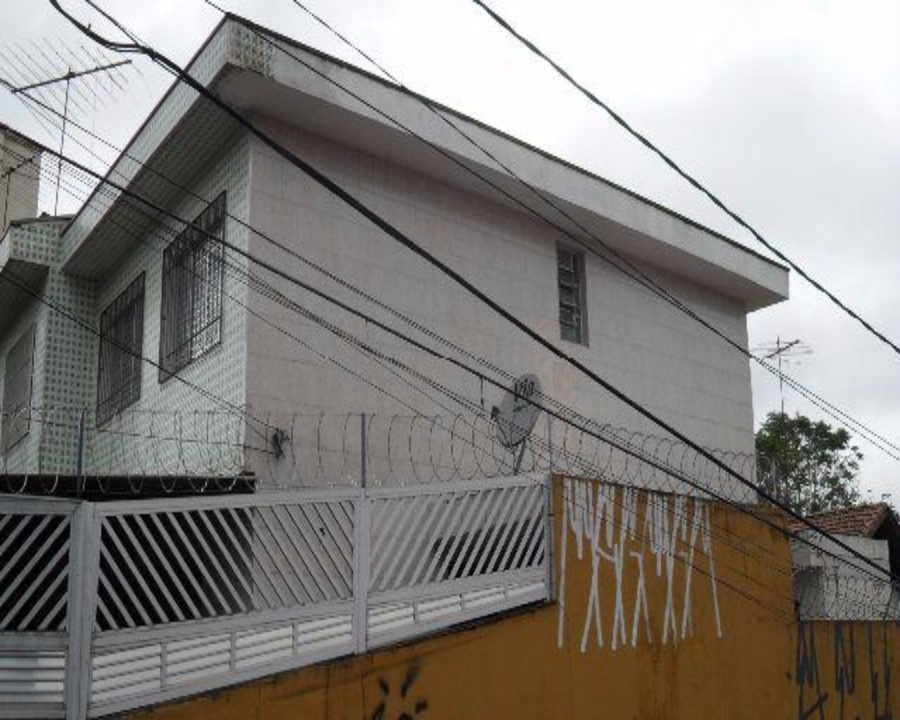 Sobrado à venda com 3 quartos, 200m² - Foto 12