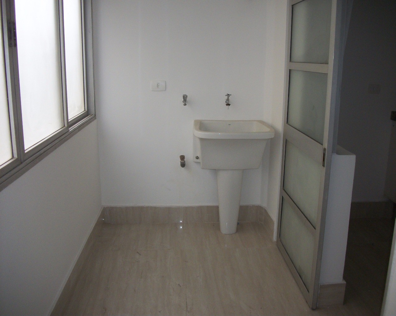 Apartamento para alugar com 3 quartos, 120m² - Foto 4