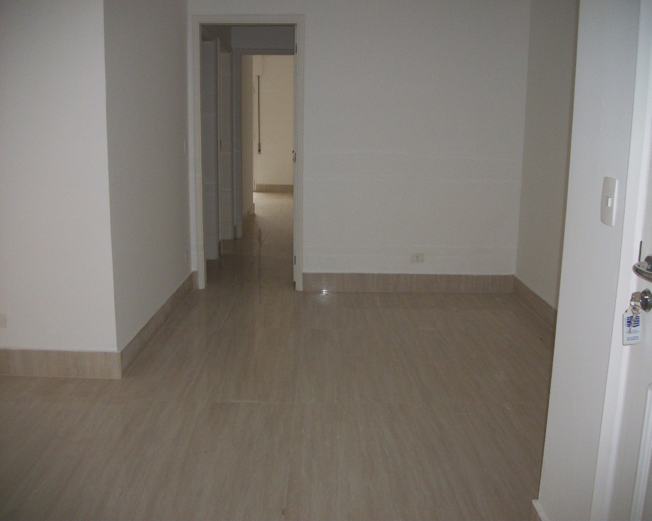 Apartamento para alugar com 3 quartos, 120m² - Foto 7