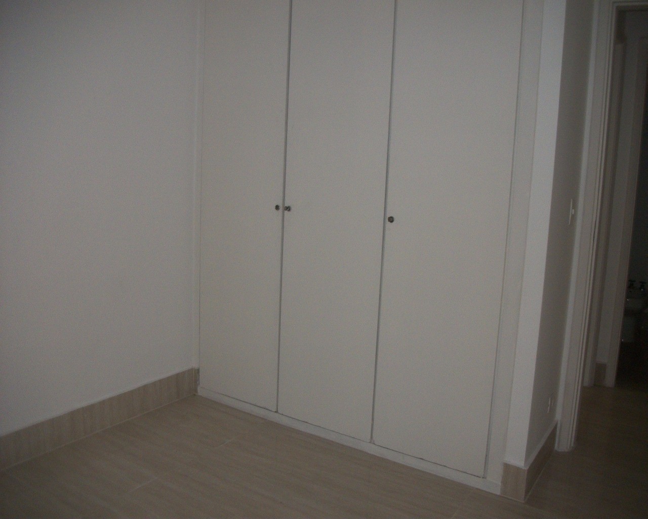 Apartamento para alugar com 3 quartos, 120m² - Foto 14