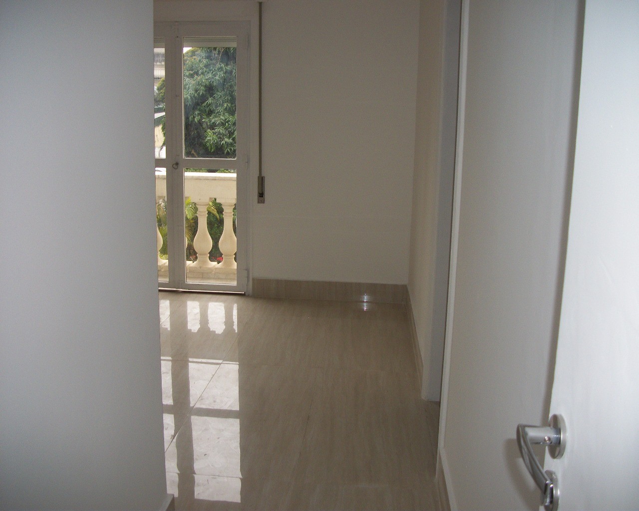 Apartamento para alugar com 3 quartos, 120m² - Foto 17