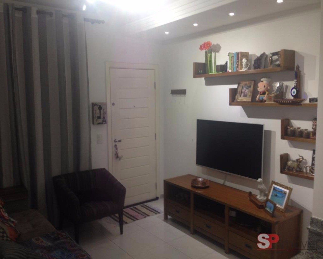 Casa de Condomínio à venda com 2 quartos, 85m² - Foto 1