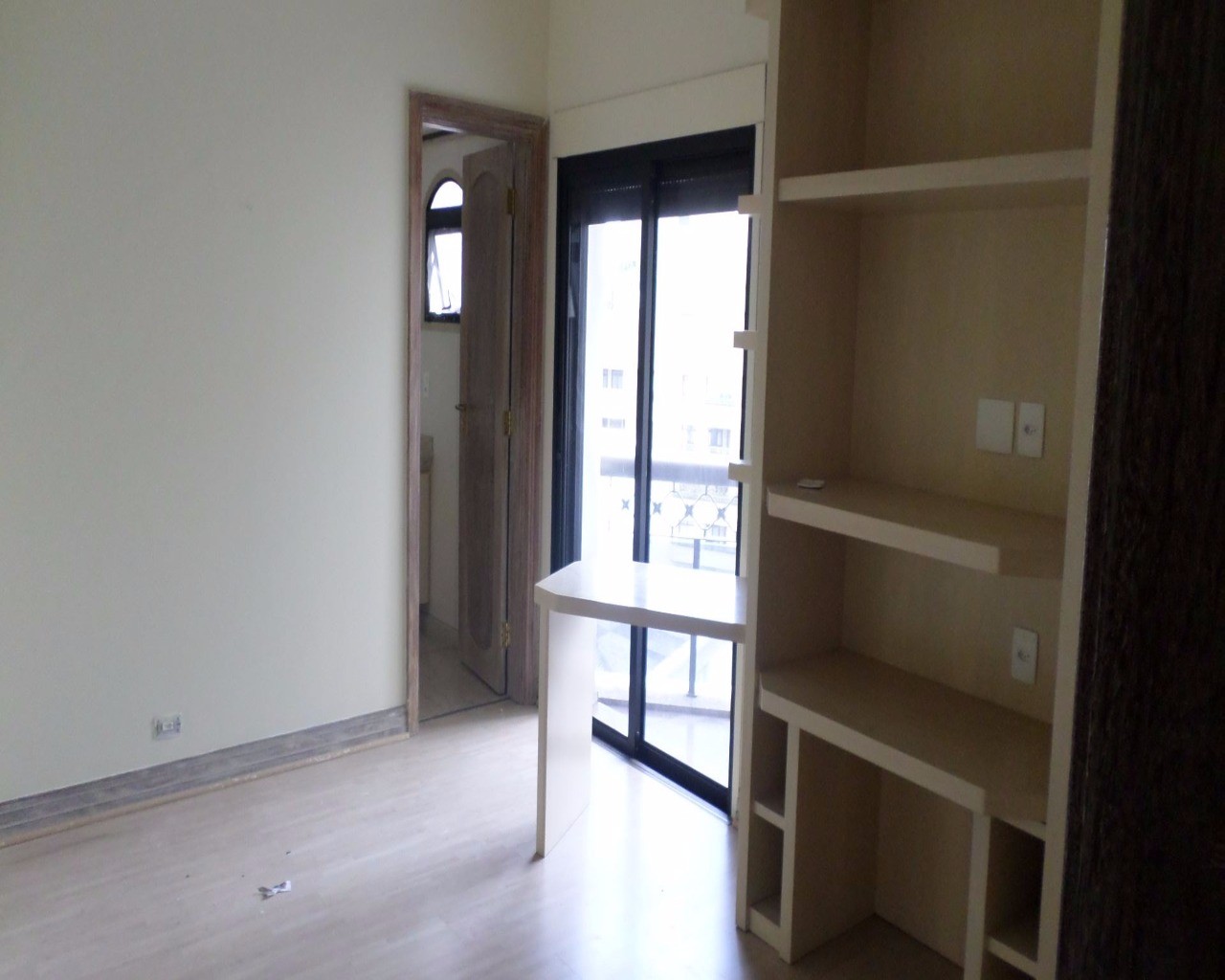 Apartamento para alugar com 3 quartos, 258m² - Foto 5