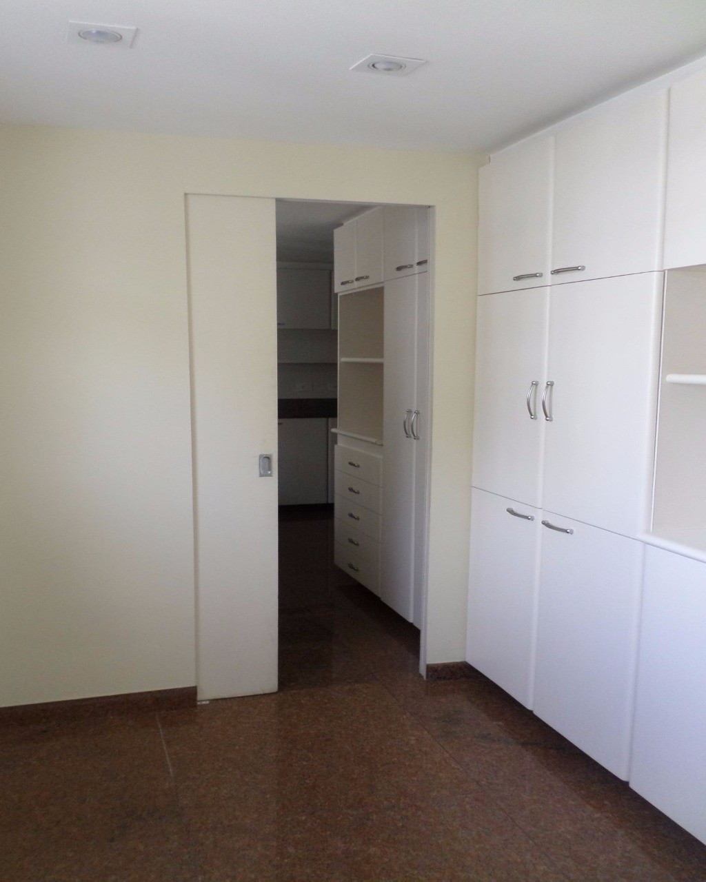 Apartamento para alugar com 3 quartos, 258m² - Foto 24