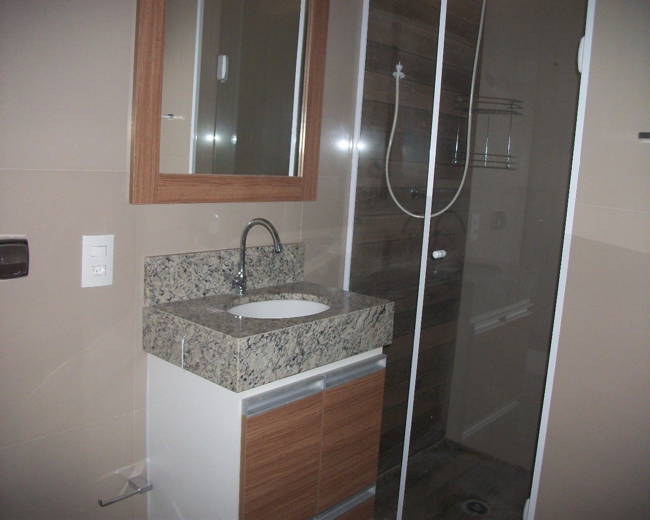 Apartamento para alugar com 2 quartos, 70m² - Foto 12