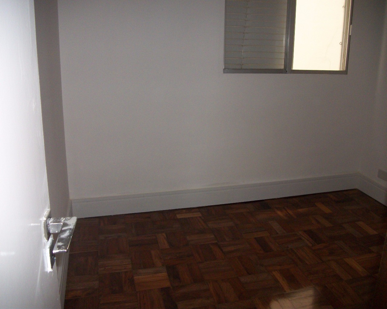 Apartamento para alugar com 2 quartos, 70m² - Foto 17