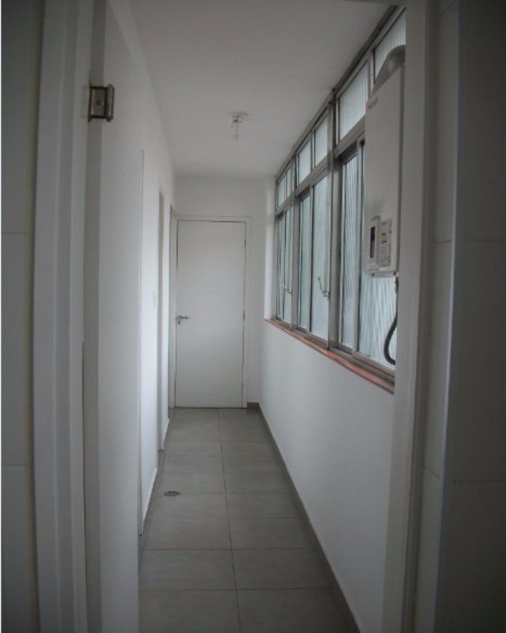 Apartamento para alugar com 2 quartos, 110m² - Foto 5