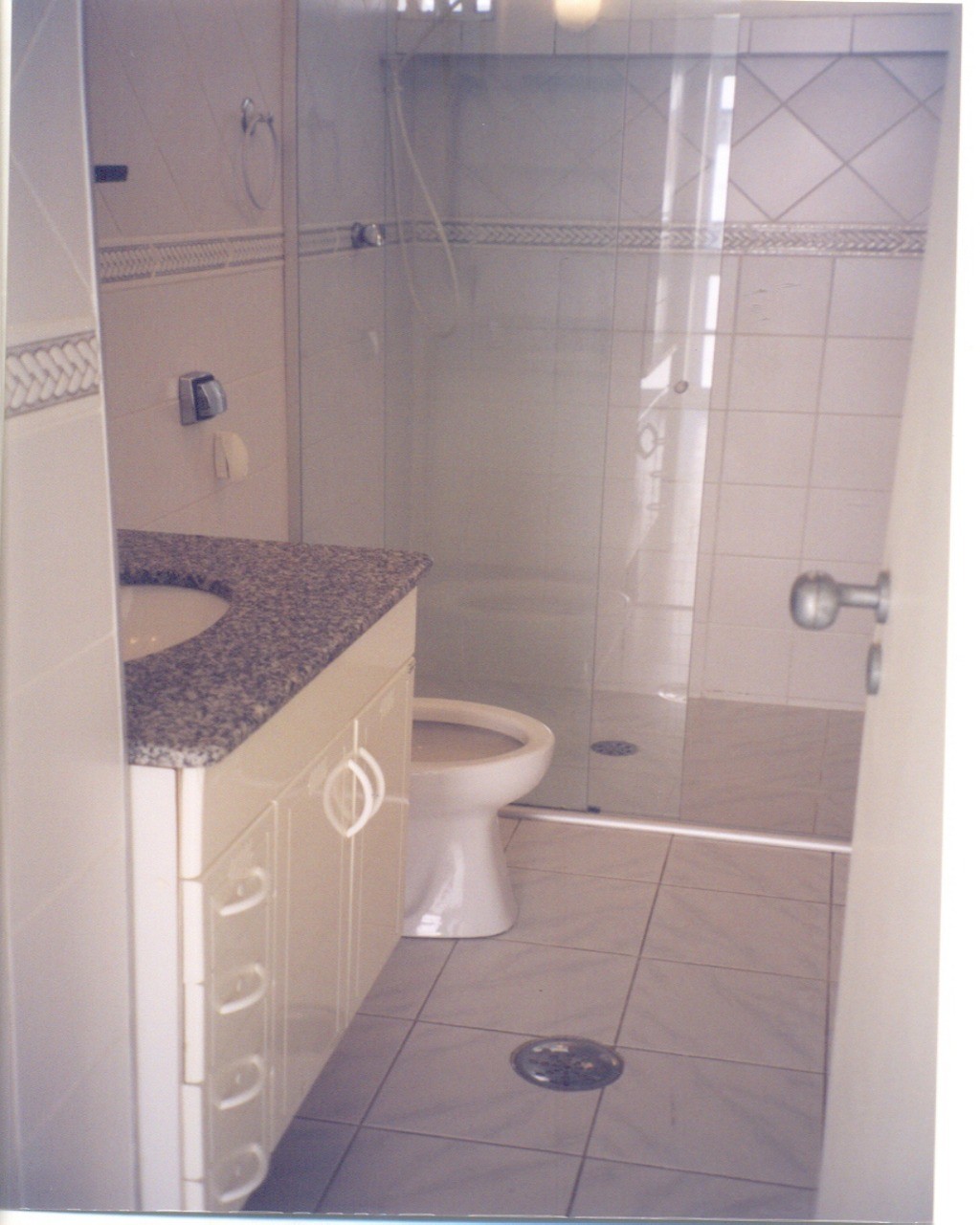 Apartamento para alugar com 1 quarto, 55m² - Foto 16