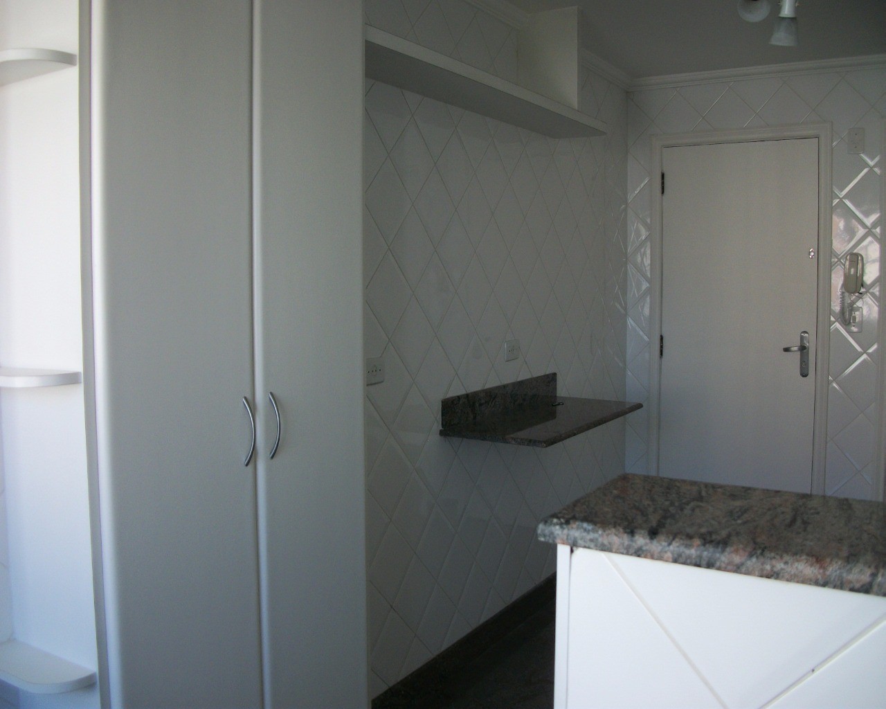 Apartamento para alugar com 2 quartos, 100m² - Foto 4