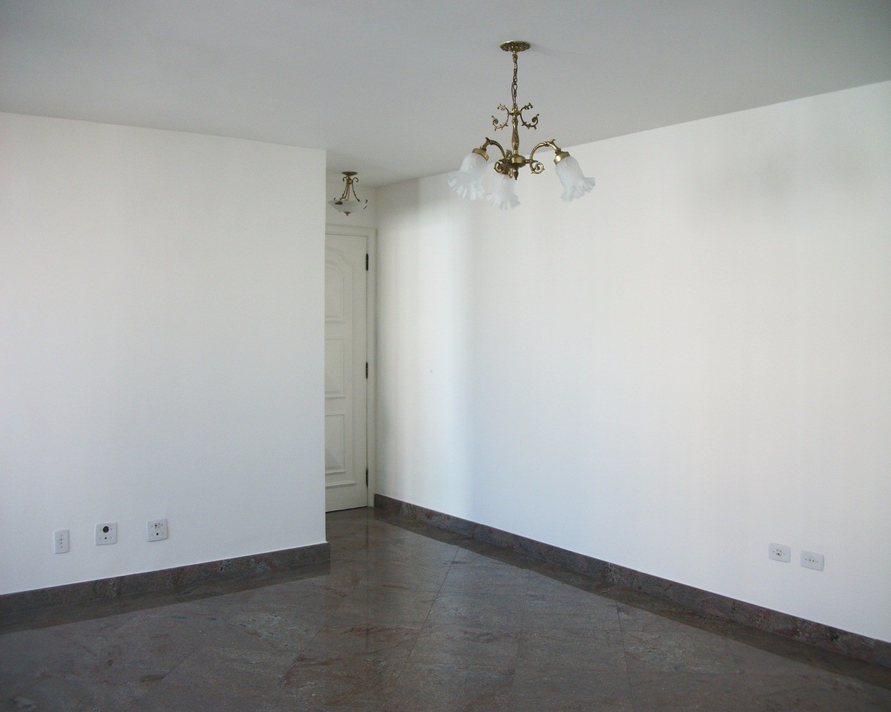 Apartamento para alugar com 2 quartos, 100m² - Foto 20