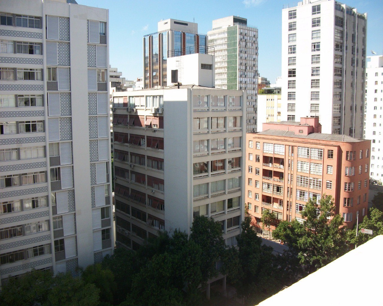 Apartamento para alugar com 2 quartos, 100m² - Foto 22