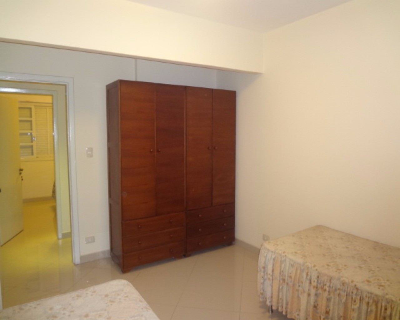 Apartamento para alugar com 4 quartos, 140m² - Foto 8