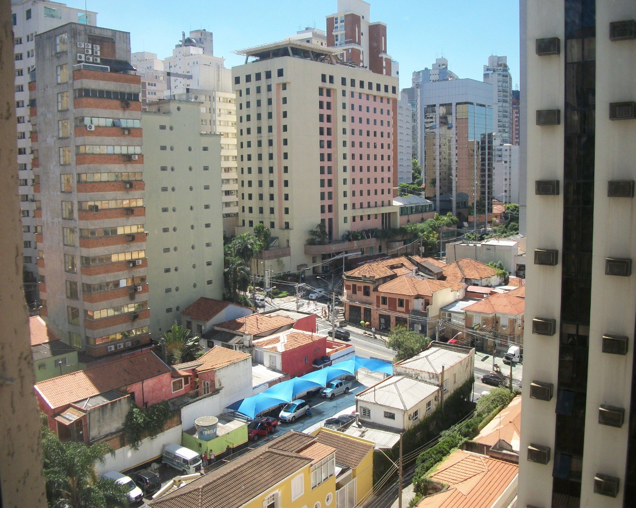 Apartamento para alugar com 2 quartos, 102m² - Foto 4